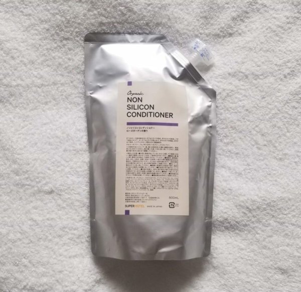画像1: Organic Aroma Rosa　ノンシリコンコンディショナー　スタンドパウチ　800ml　【宅配便60】 (1)